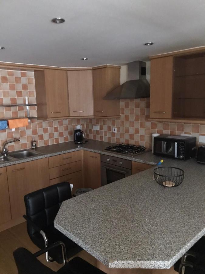 Beautiful 3-Bed Apartment In غوروك المظهر الخارجي الصورة